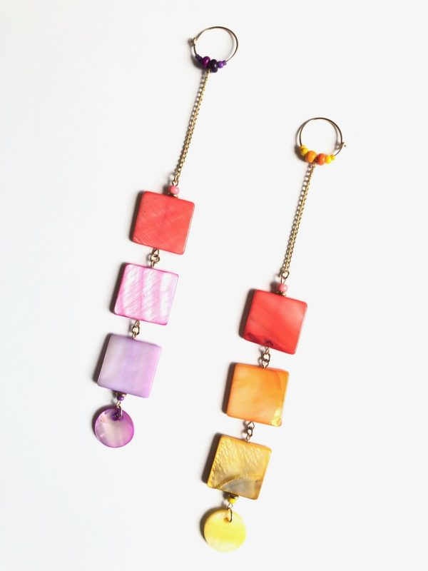 Product Image for  yum yum bubble gum colored mother of pearl earrings