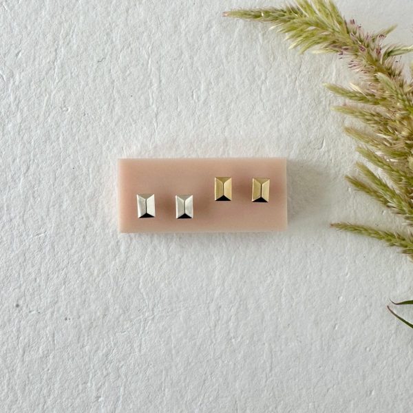 Product Image for  GOLD CANAL STUDS