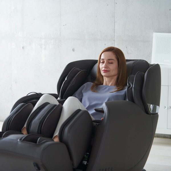Product Image for  Synca Hisho SL Track Heated Deluxe Zero Gravity Massage Chair