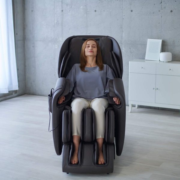 Product Image for  Synca Hisho SL Track Heated Deluxe Zero Gravity Massage Chair